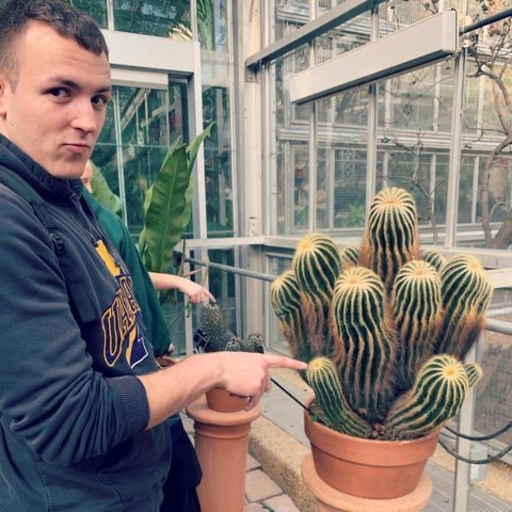 Meet your Posher, Joe